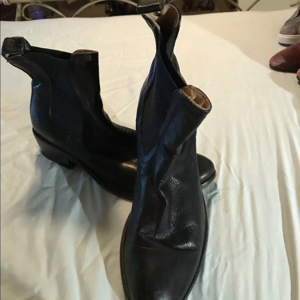 FRYE black leather boots size 7.5
